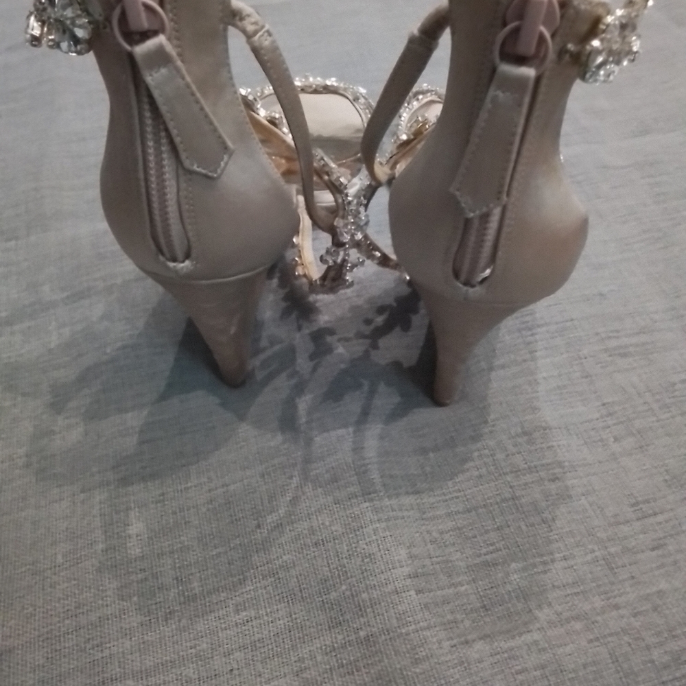 Badgley Mischka Jeweled Wedding/Evening Shoes - Picture 5 of 6